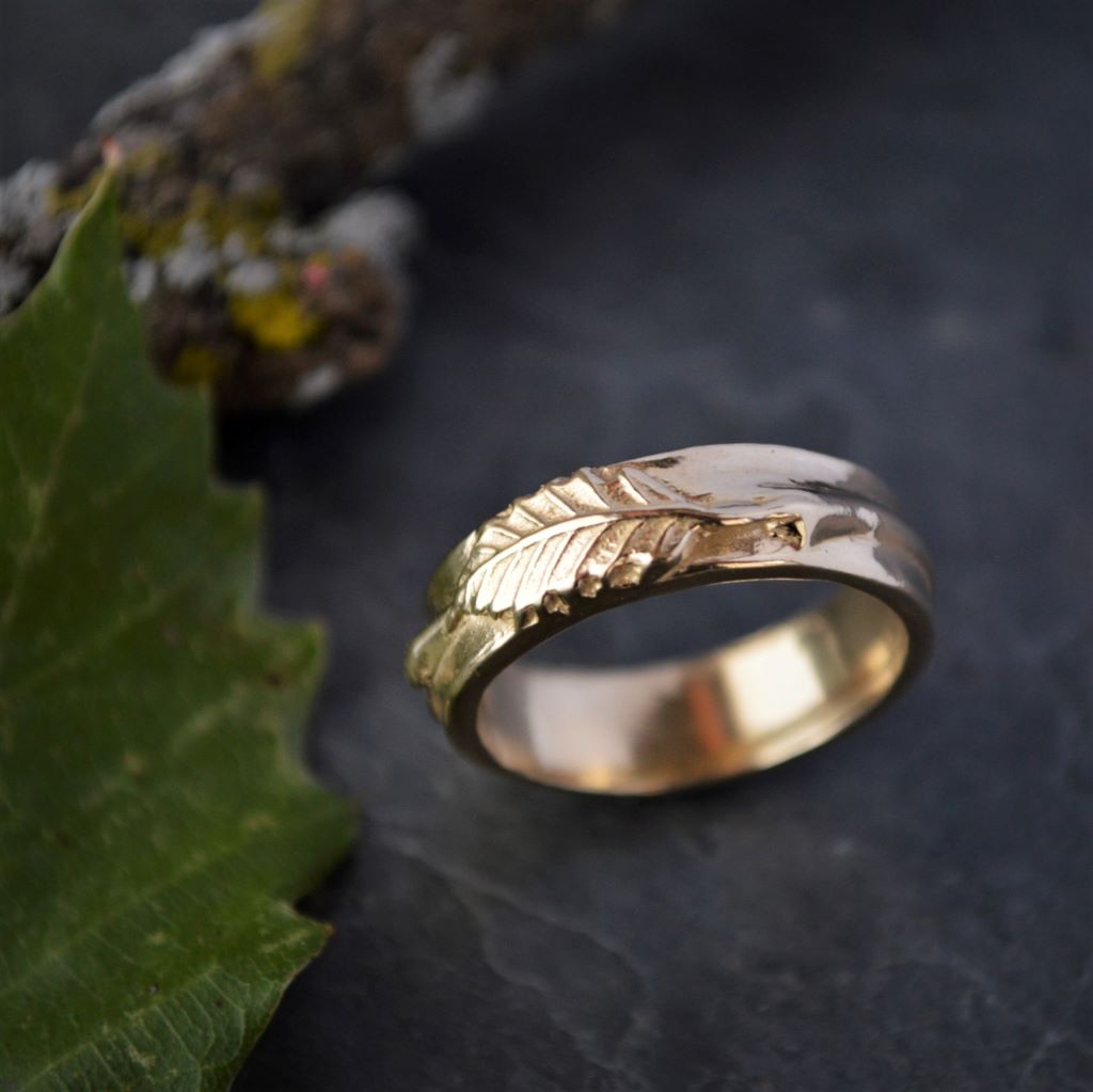 14K Gold Chinkapin Oak Twig and Leaf Ring Band