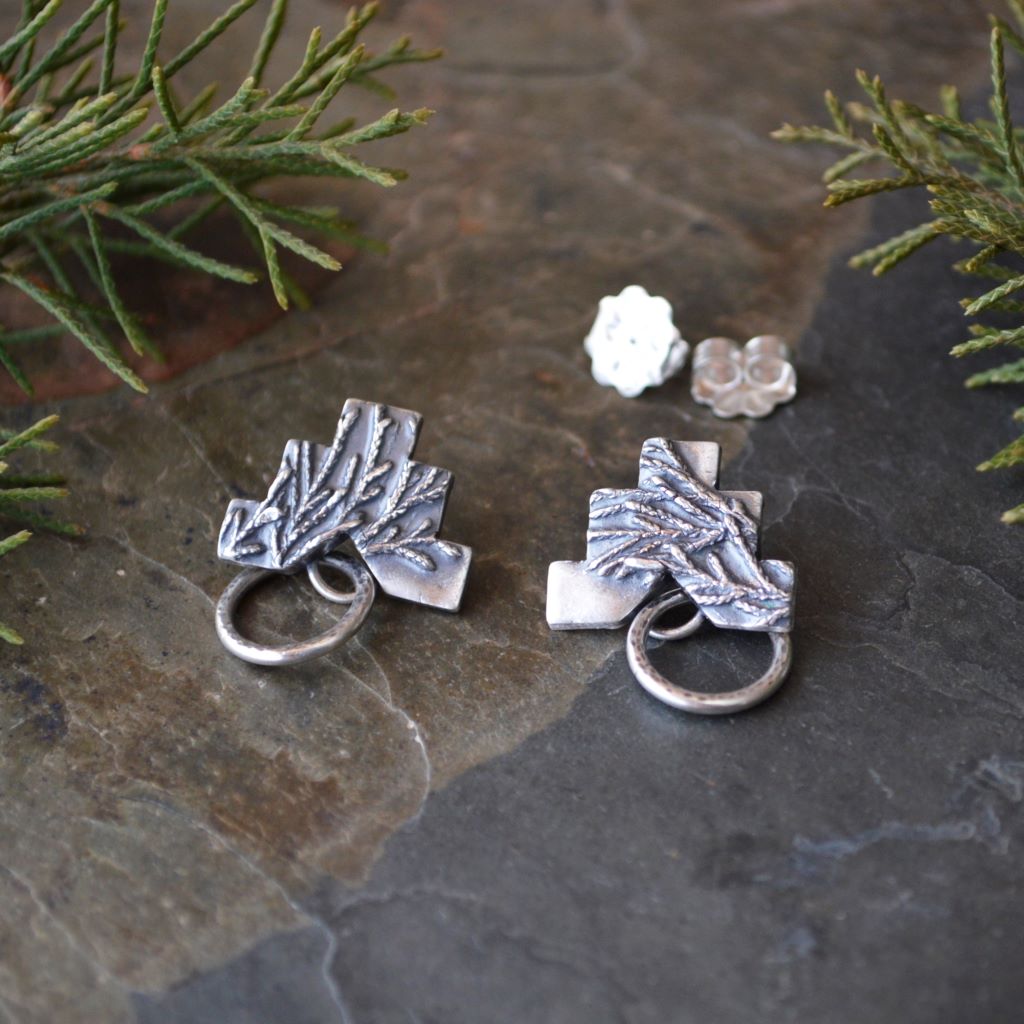 Southwest Style Cedar Impression Hoop Stud Earrings