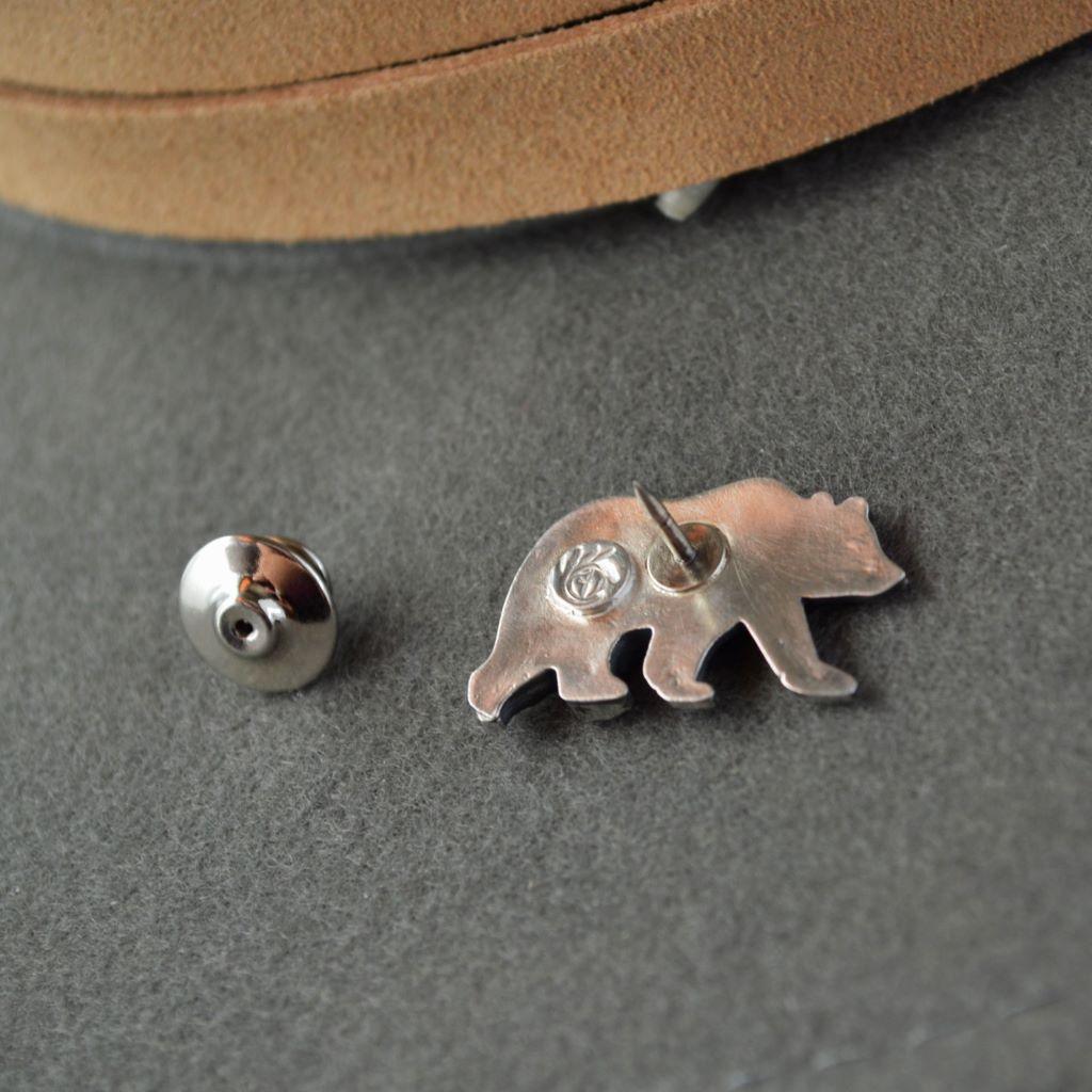 Bear Tie Tack or Hat Pin, Textured with Oak Leaf - Gayle Dowell
