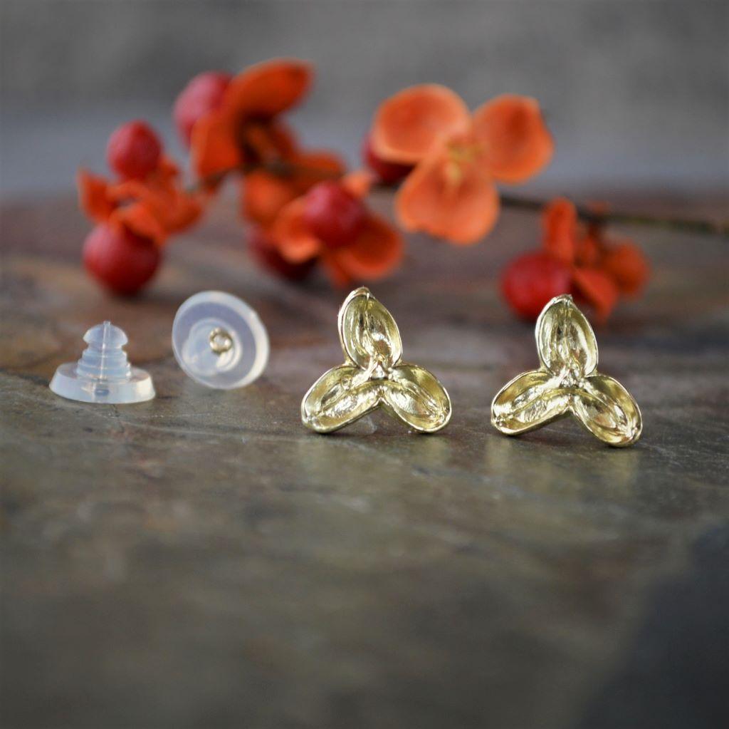 Solid 18K Yellow Gold Bittersweet Pod Stud Earrings - Gayle Dowell