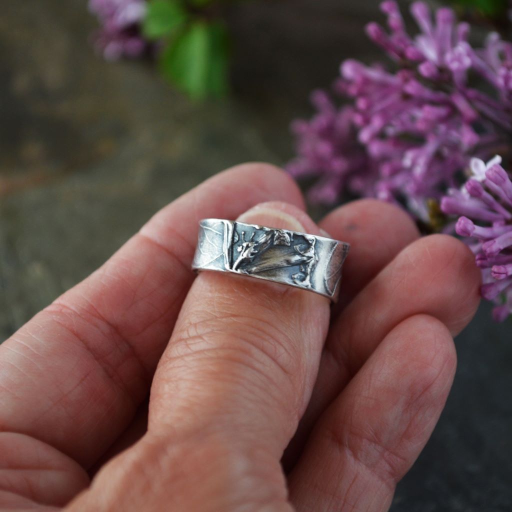 Amethyst Ring, Lilac Band in Sterling Silver, US 8.5