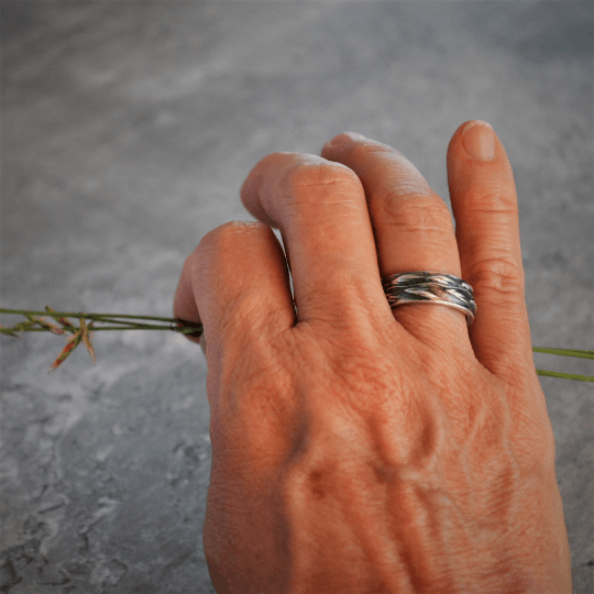 Sterling Silver Ring Band, Sideoats Grama, Size 8.5 - Gayle Dowell